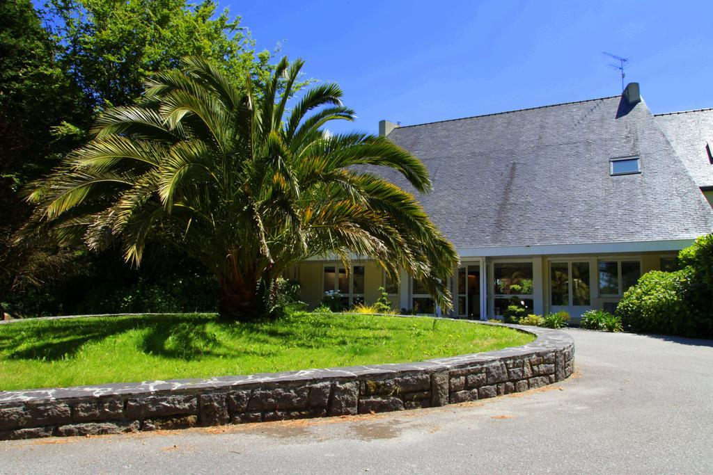Latitude Ouest Hotel Restaurant & Spa Locronan Exteriér fotografie