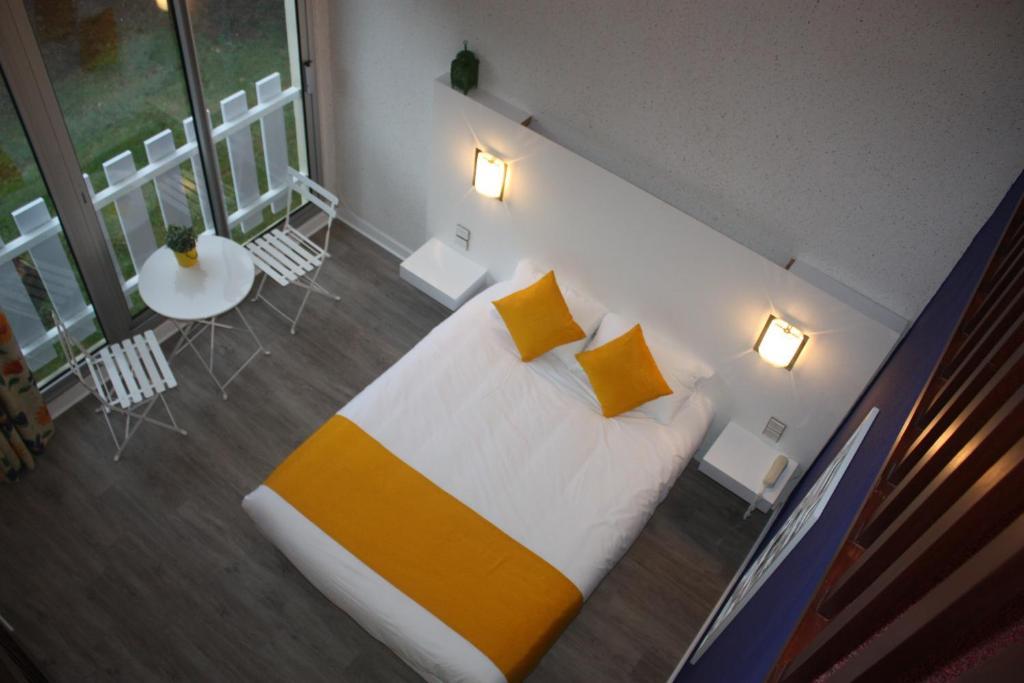 Latitude Ouest Hotel Restaurant & Spa Locronan Pokoj fotografie