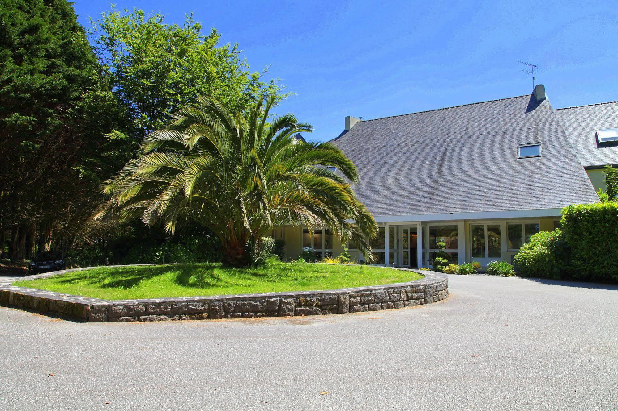 Latitude Ouest Hotel Restaurant & Spa Locronan Exteriér fotografie