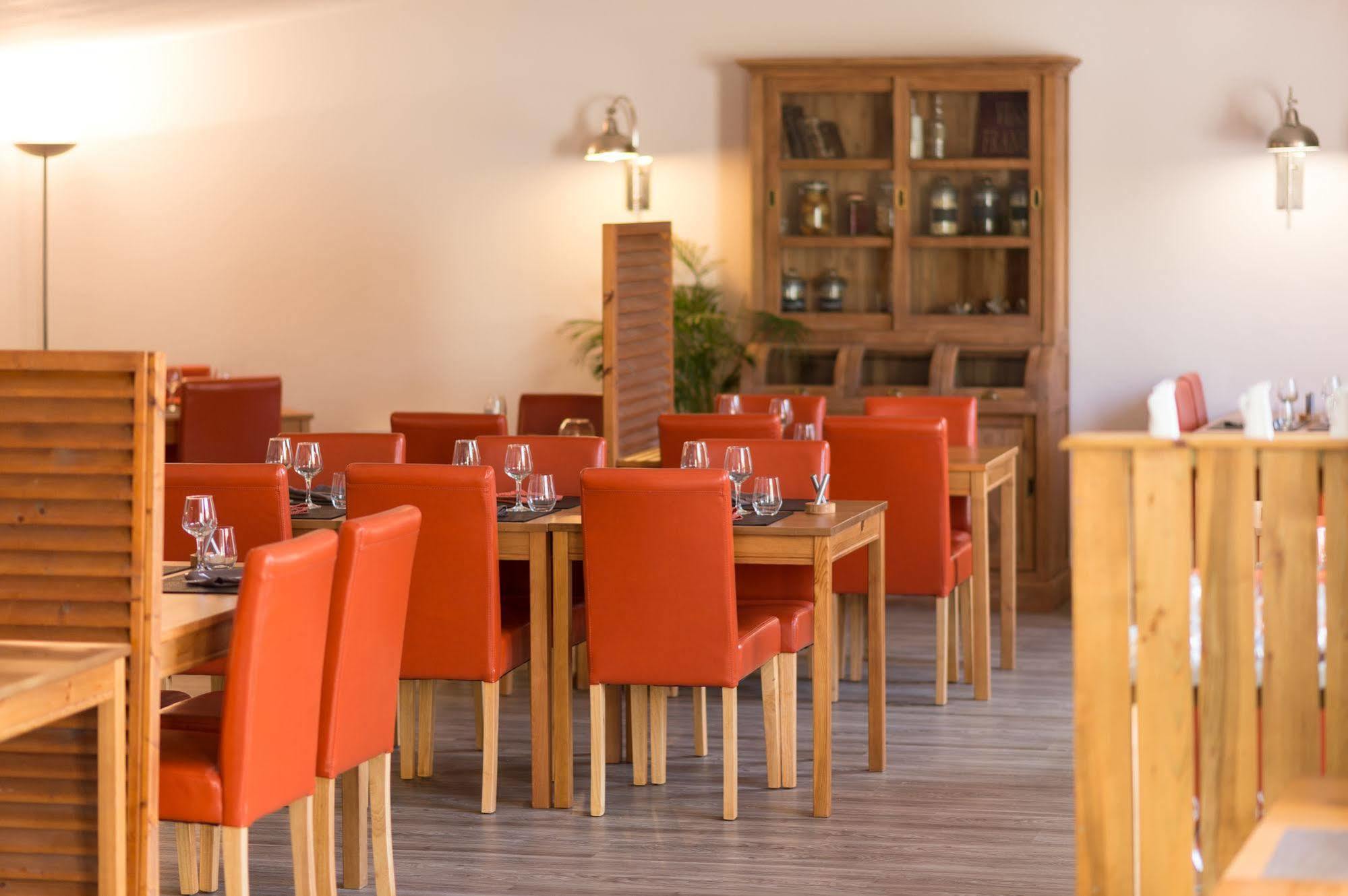 Latitude Ouest Hotel Restaurant & Spa Locronan Exteriér fotografie