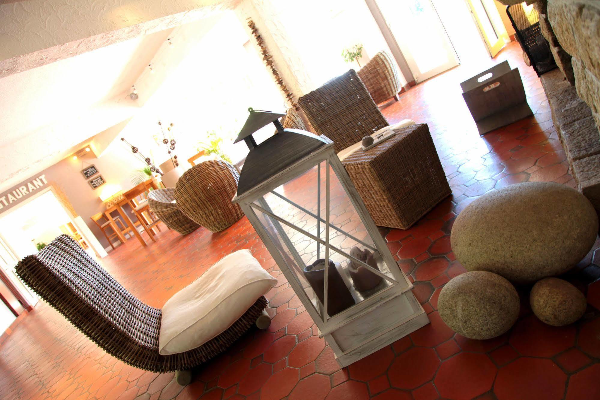 Latitude Ouest Hotel Restaurant & Spa Locronan Exteriér fotografie